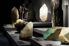 The Rock Museum: La Galerie de Minéralogie et de Géologie